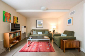 Modern & Open 2BR in Rockridge, Highly Walkable on Oakland Berkeley Border